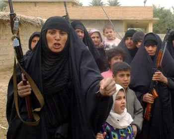 iraqiwomenandAKs.jpg